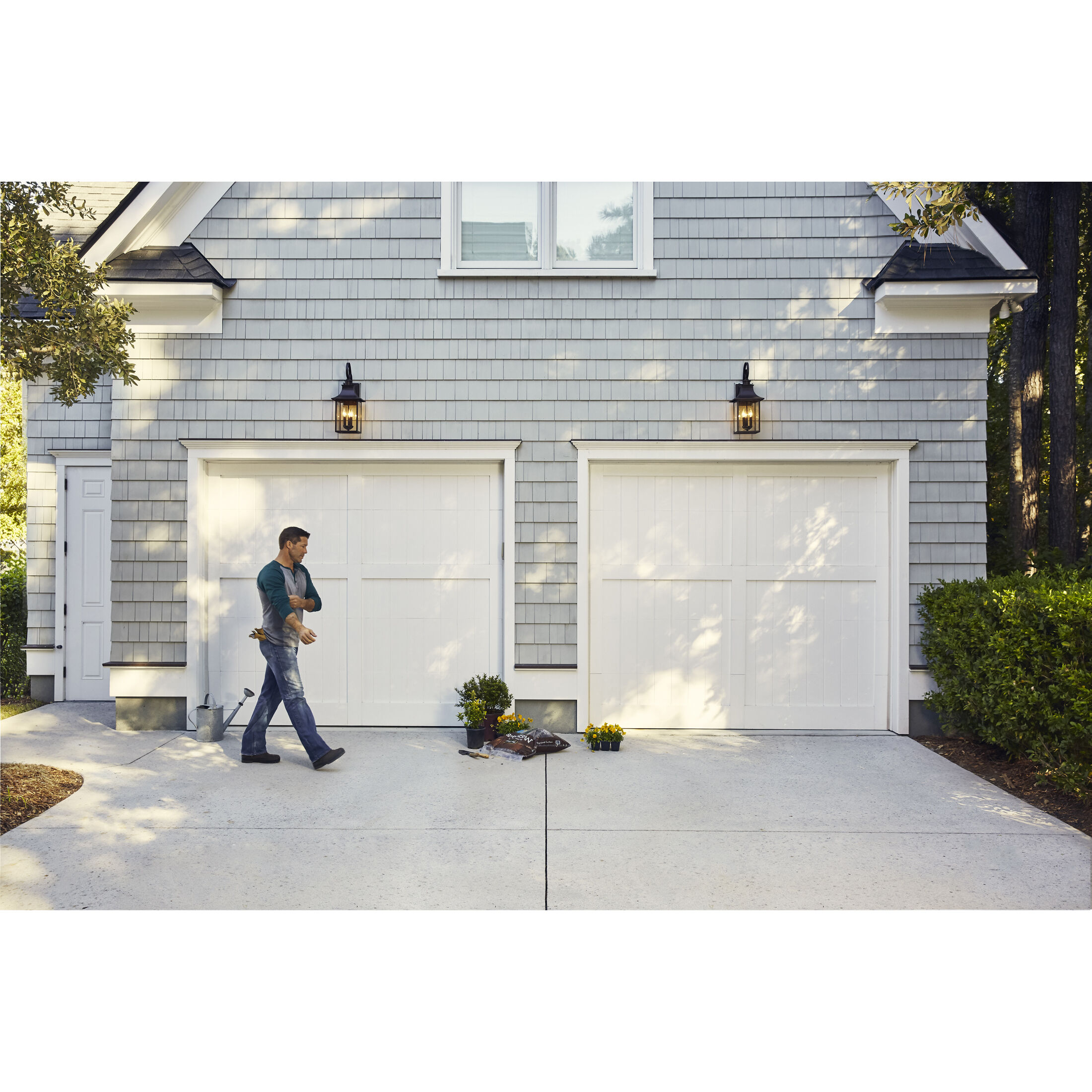 Quoizel Lighting Chancellor 3 Light Outdoor Wall Lantern in Copper Bronze  CCR8410CU